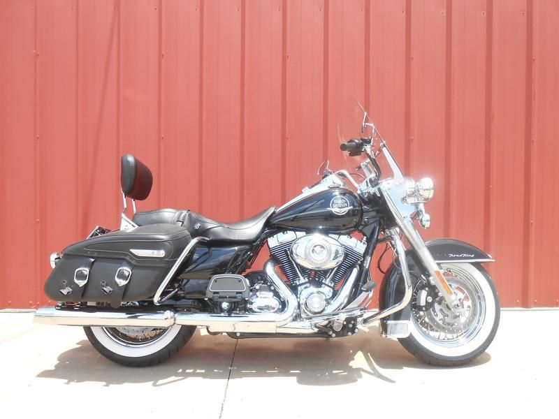 2009 harley-davidson flhrc - road king classic  touring 