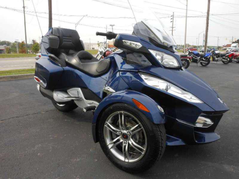 2010 Can Am Spyder RTS SM5 Blue with 2220 miles