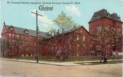 Cleveland, Ohio, St. Vincent Charity Hospital - Postcard - Vintage