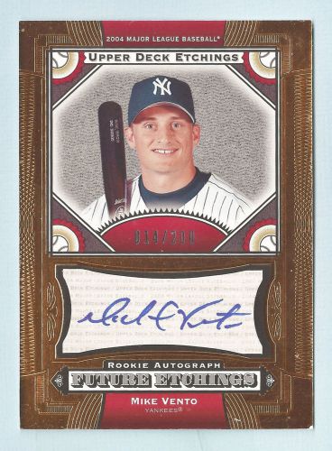 MIKE VENTO 2004 UPPER DECK ETCHINGS BLUE INK AUTOGRAPH AUTO /200 YANKEES