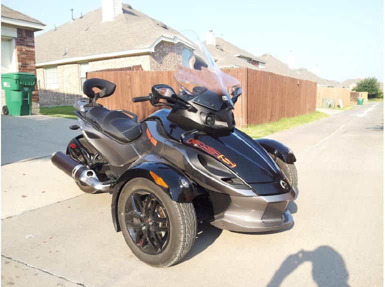 2011 Can-Am Spyder RS SE5 Touring 