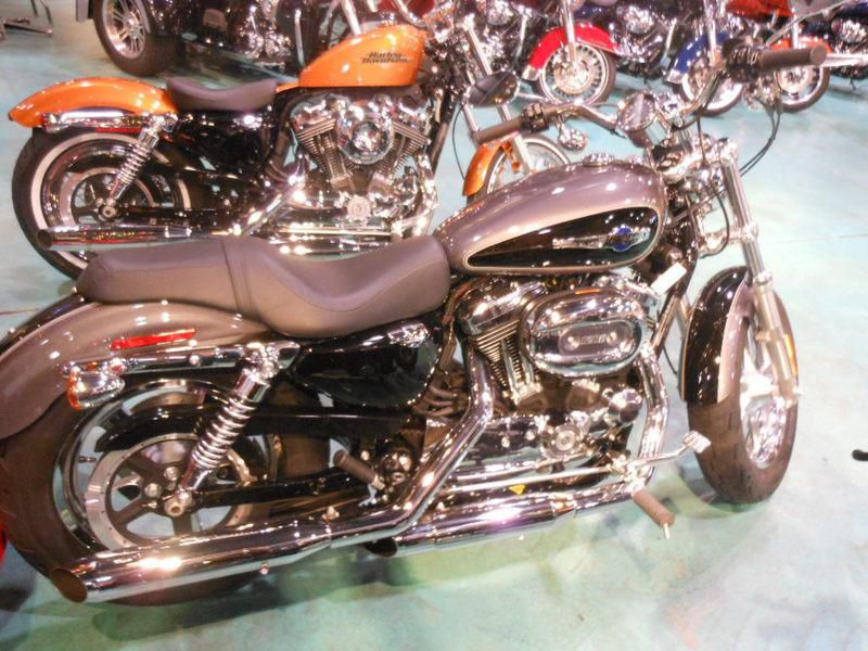 2014 Harley-Davidson XL1200C - Sportster 1200 Custom Sportbike 