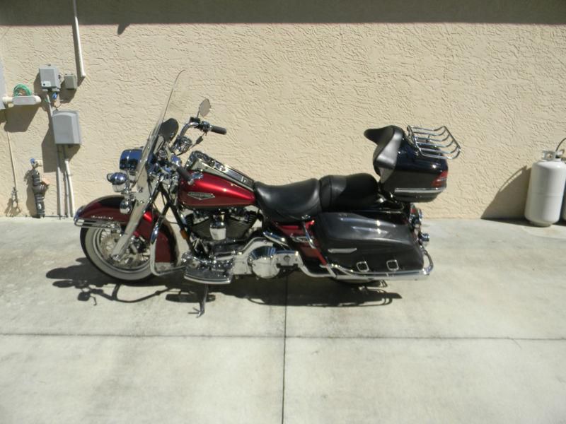 2000 HARLEY DAVIDSON ROAD KING CLASSIC - EXCELLENT CONDITION