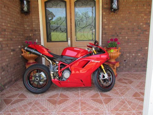 2008 Ducati Superbike