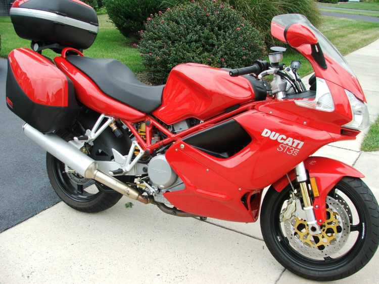 2006 red ducati st3 abs