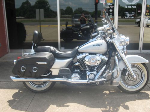 2005 Harley-Davidson Touring FLHRCI Road King Classic