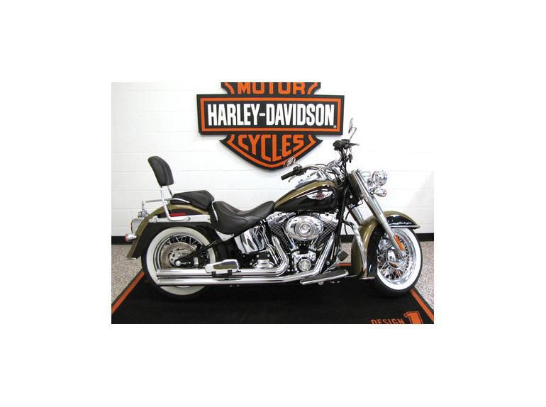 2007 Harley-Davidson Softail Deluxe - FLSTN Standard 