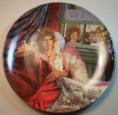 ORPHAN ANNIE &#034;ANNIE &amp; MISS HANNIGAN&#034; KNOWLES COLLECTOR PLATE MUSIC/BROADWAY