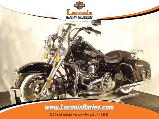 2011 Harley-Davidson FLHRCI ROAD KING CLASSIC Cruiser 