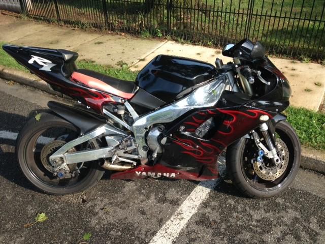 1999 YAMAHA R1 Flooded Title Rides Great