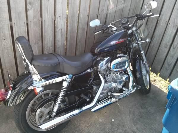 2004 883 Harley Davidson Sportster 880 miles Great Condition
