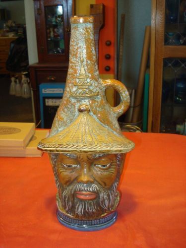 Casa Vento Ceramic Wine Decanter &#034;Faces of the World&#034; Chinese War Lord