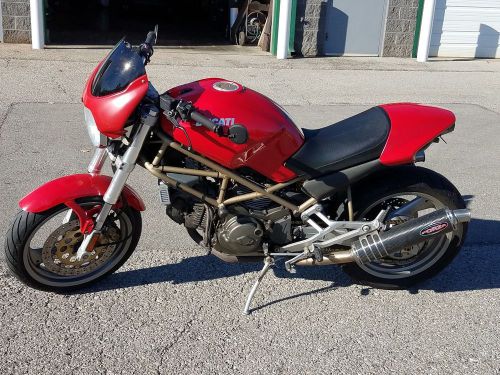 1999 Ducati M750