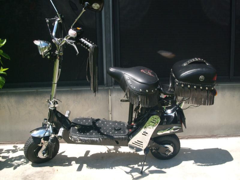 COBRA GAS MOPED SCOOTER FOLDING ONLY ONE STREET LEGAL OF THIS TYPE