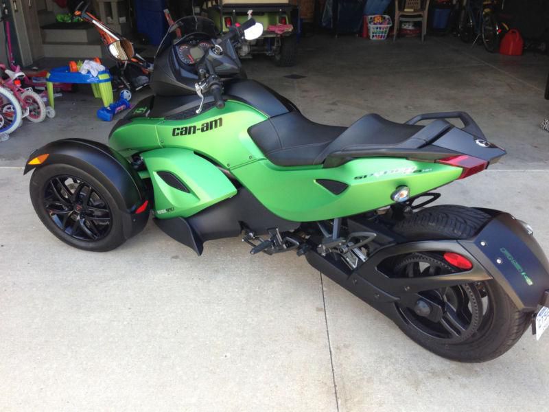 2012 Can-Am Spyder RS-S RSS MINT, NEW