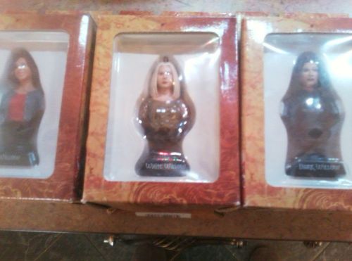 Buffy vampire willow ornaments/mini busts set of 4-allyson hannigan