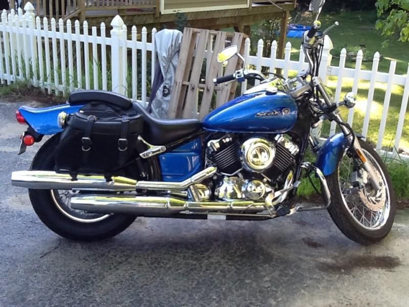 2009 yamaha vstar custom 650 it's blue with white ghosts flames