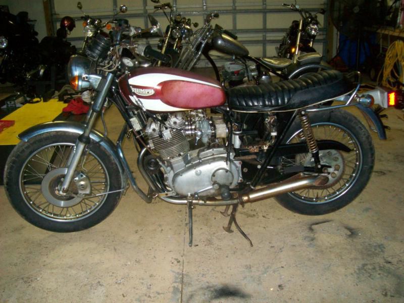 1975 TRIUMPH T160 T 160 TRIDENT GREAT PROJECT EASY READY FOR RESTORE