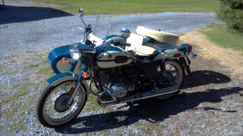 1998 Ural Deco Classic Motorcycle/sidecar combo