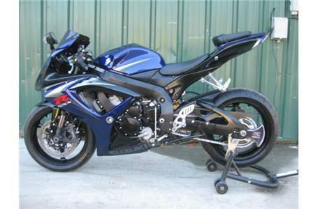 Rare Color 2007 GSX-R 750 Tons of Extras Needs Nothing LOW MILES
