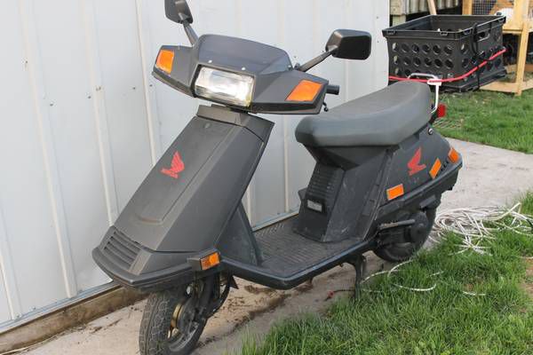 80cc Honda Elite Scooter/Moped $750 OBO