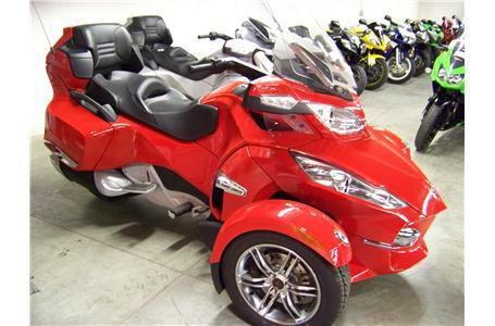 2011 Can-Am Spyder RTS SM5 Sport Touring 
