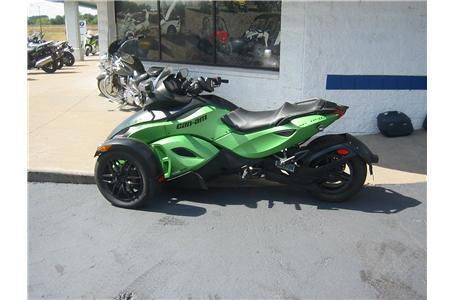 2012 Can-Am SPYDER RS SE-5 Sportbike 