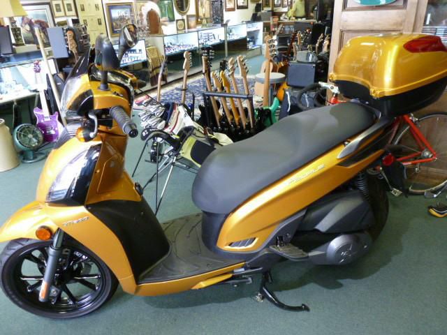 KYMCO GTi300 SCOOTER / MOTORCYCLE 300cc UNDER 3000 miles GREAT SHAPE *NR*