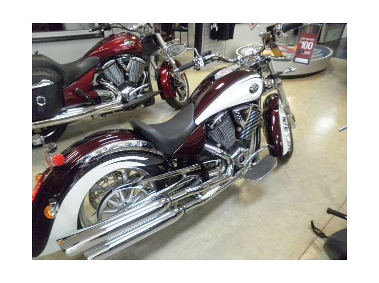 2009 Victory Kingpin LOW 