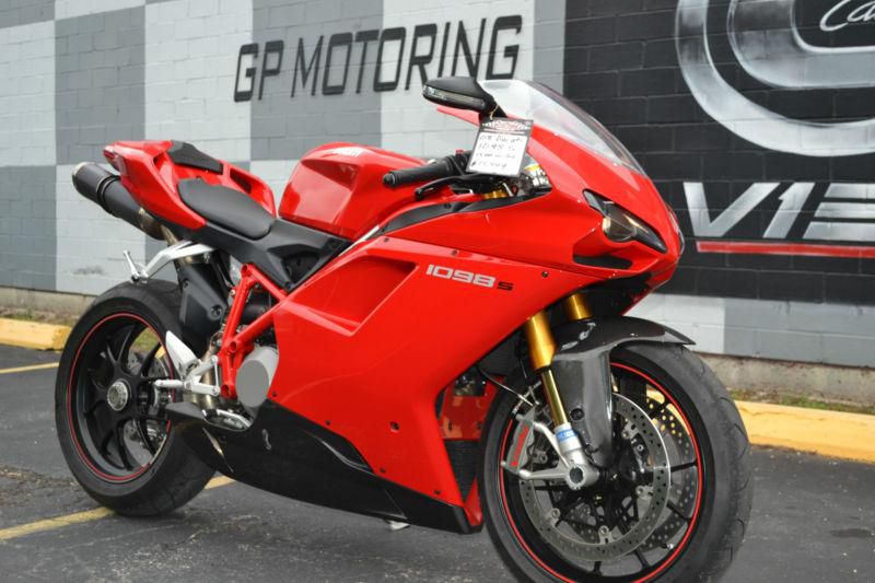 2008 Ducati 1098S low miles ready to ship Worldwide! Call For best deal!