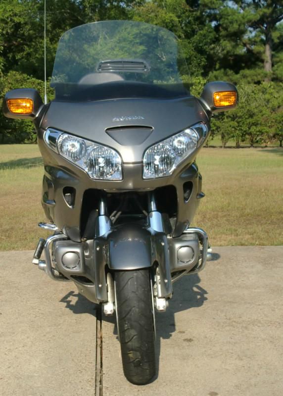 2006 Honda Goldwing, Touring motorcycle, with trailer hitch.