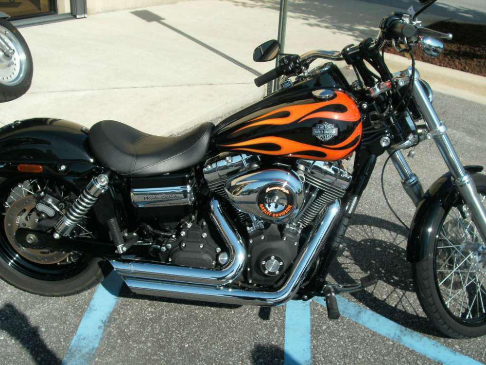 2010 Harley-Davidson FXDWG Dyna Wide Glide Cruiser 