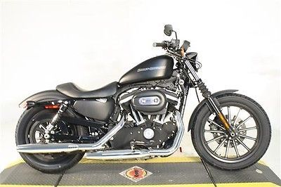 Harley-Davidson 883 Hugger XL883