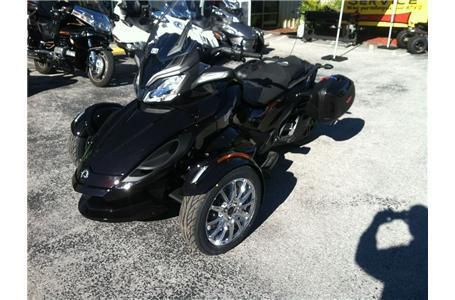 2013 Can-Am ST Limited- SE5 Sport Touring 