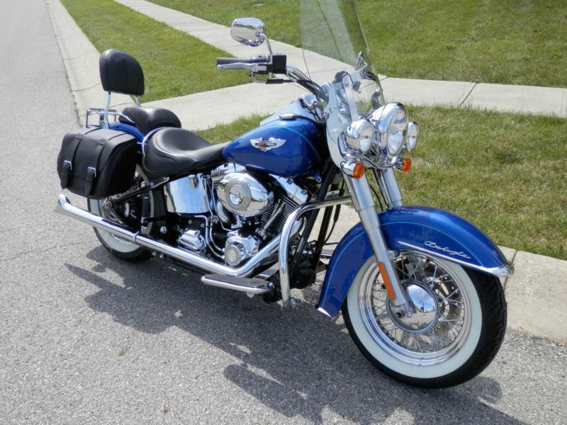 2009 softail deluxe--only 2,046 miles! -extras-mint-video-$14,499 !!!