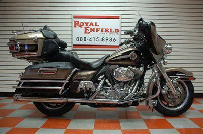 2004 harley ultra classic loaded with upgrades nice bike great price financing!!