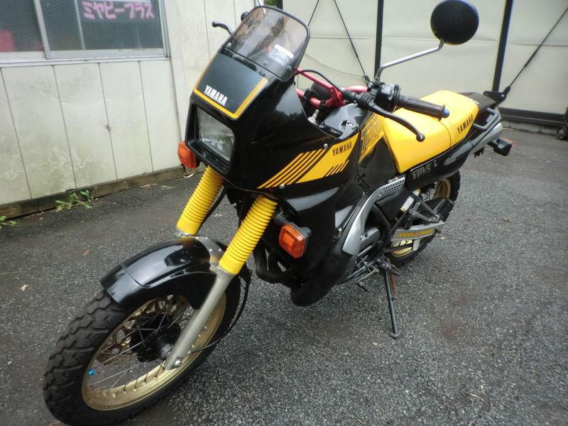 Yamaha tdr250 2 stroke bike from japan! good conditon! very clean!