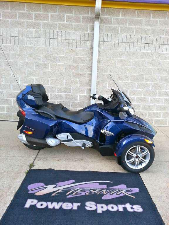 2010 Can-Am Spyder RT Audio & Convenience SE5 Touring 