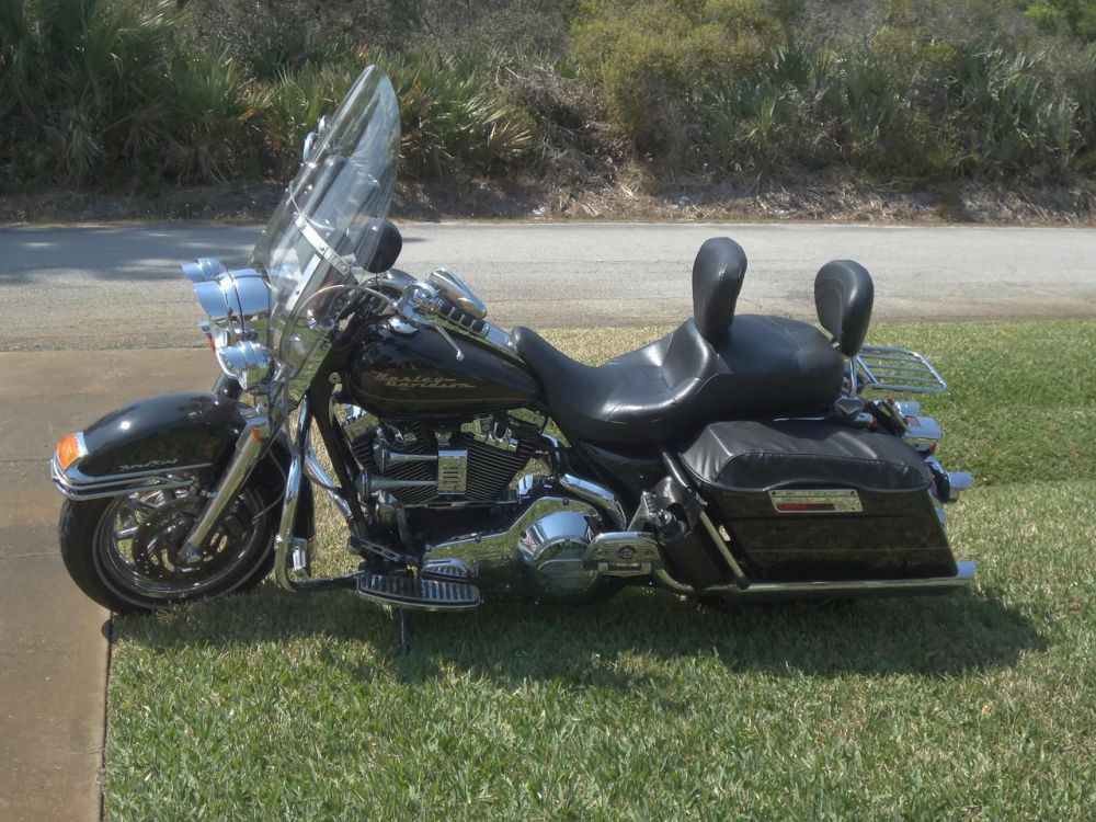 2001 Harley-Davidson Road King CLASSIC Cruiser 