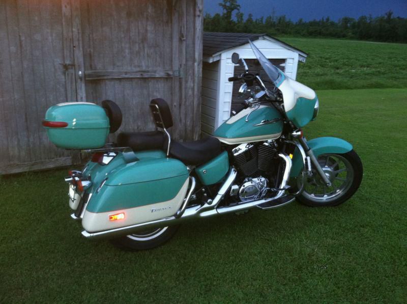 1998 Honda Shadow VT 1100T ACE Tourer Motorcycle