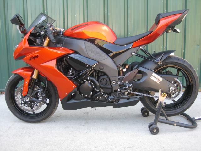 2009 KAWASAKI ZX 10R MINT WITH EXTRAS $8,650, COPPER, 4,888 mi, Adult Owned