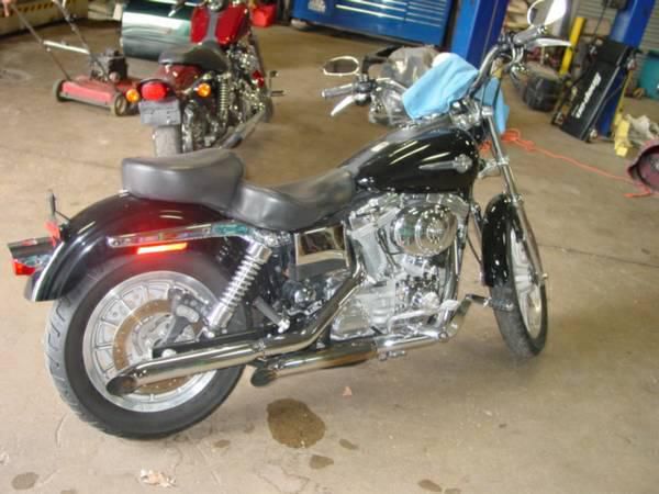 2003 Harley-Davidson DYNA Cruiser 