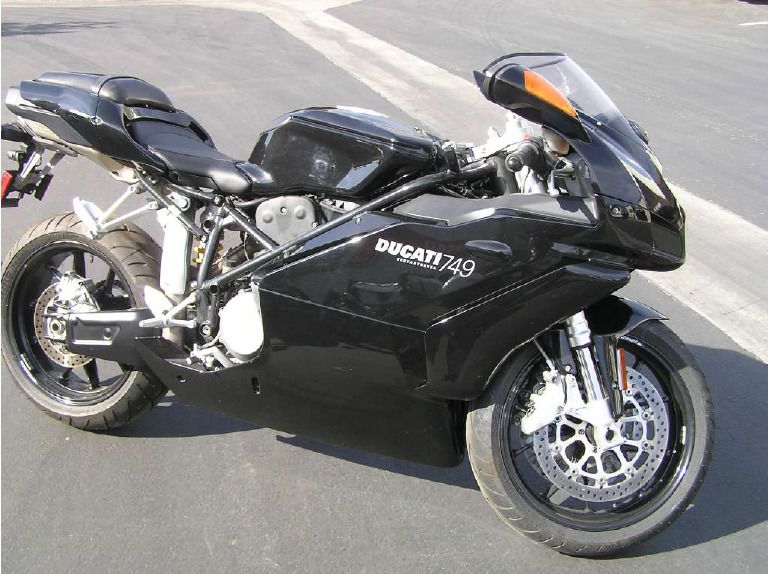 2006 Ducati Superbike 749 