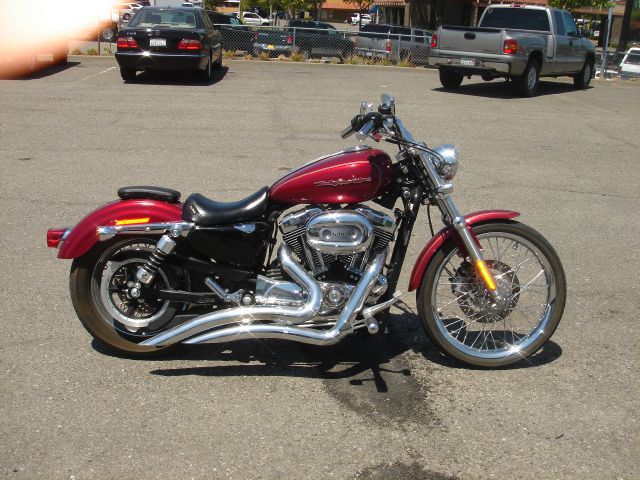Used 2005 Harley Davidson Sportster for sale.