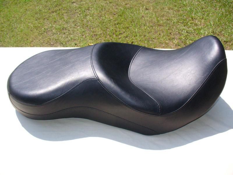 harley 2 up touring seat fits all 2006 an up dynas