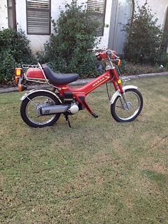 Honda : Other classic honda motor cycle - 1982 urban